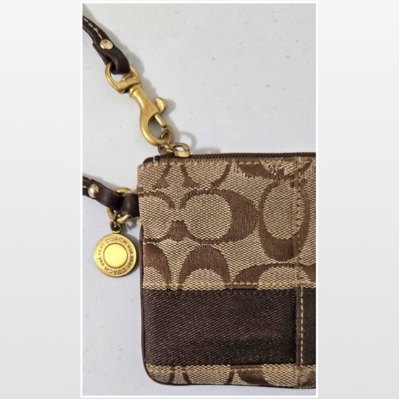 VTG Coach Coin Purse Wristlet Womens Small Signature C Logo Brown Canvas Gold - Picture 3 of 16